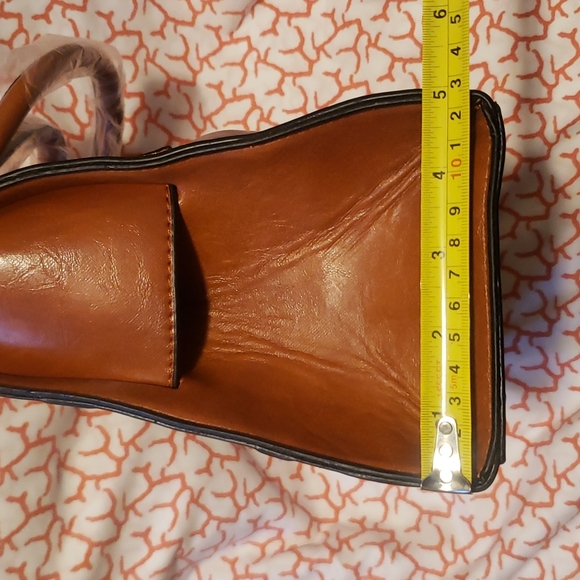 Ladies handbag 👜 - Picture 4 of 5